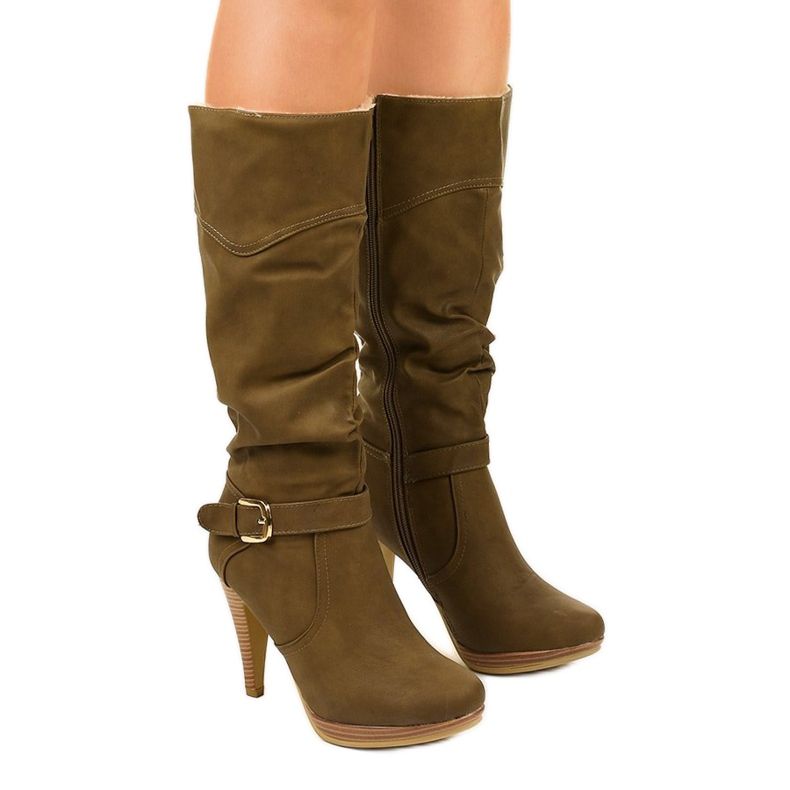 Botas quentes em um alfinete por Ertris cáqui verde Botas quentes em um alfinete por Ertris cáqui verde