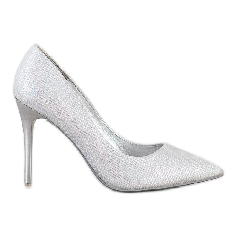 Goodin Bombas elegantes em um pino bege