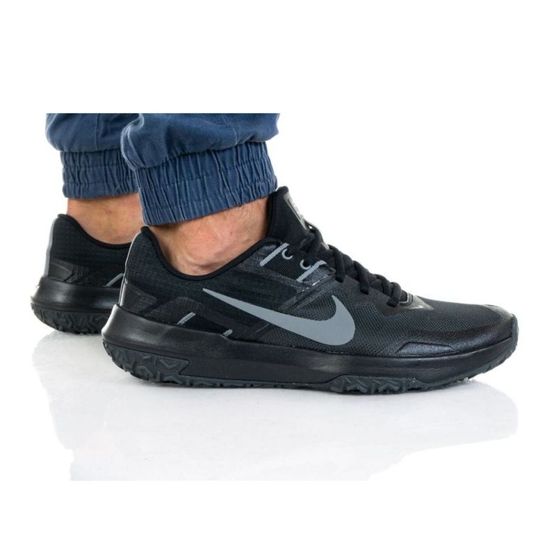 Sapato Nike Varsity Complete Tr 3 M CJ0813-002 preto