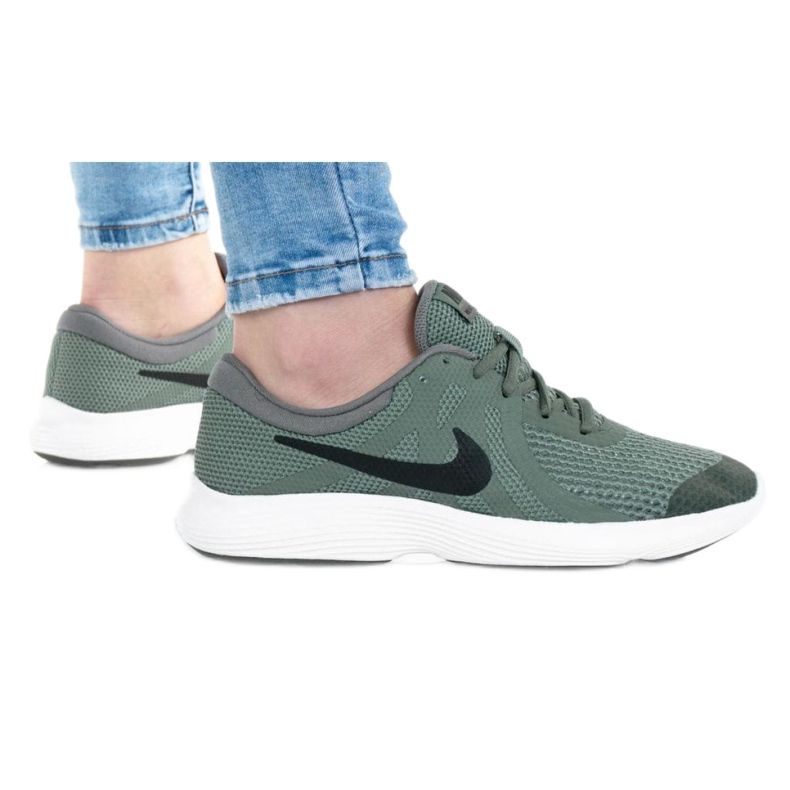 Sapato Nike Revolution 4 Gs Jr 943309-300 preto verde