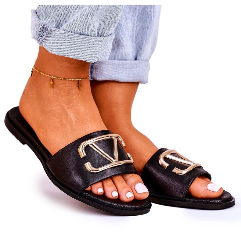 Nicole Chinelos femininos clássicos de couro preto evie