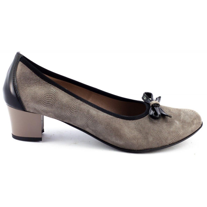 Maxoni Bombas para mulheres no posto 1634 marrom castanho