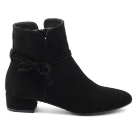 Botas femininas Neścior 028-B pretas preto