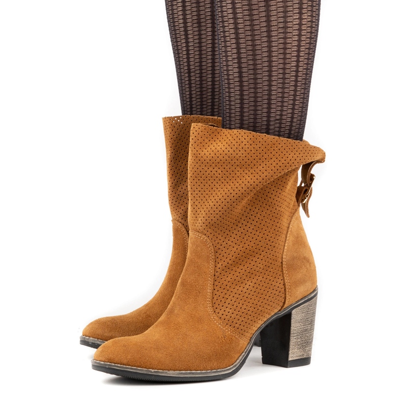 Olivier Botas vermelhas Sophia de couro perfurado laranja