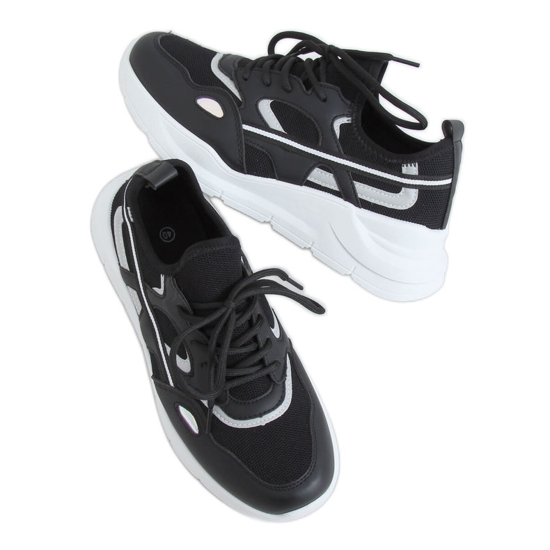 Sapatos esportivos pretos B0-560 pretos