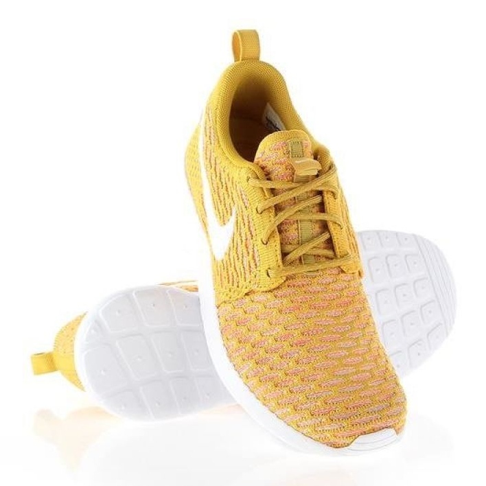 Tênis Nike Rosherun Flyknit W 704927-700 laranja