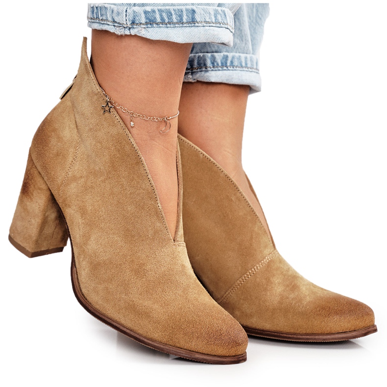 Exquisite Botas de camurça no salto com um corte requintado vermelho 1231 bege castanho Exquisite Botas de camurça no salto com um corte requintado vermelho 1231 bege castanho