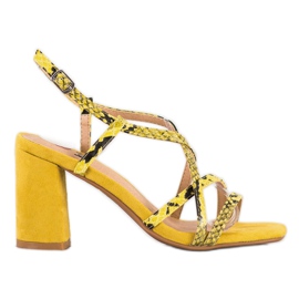 Kylie Sandálias com estampa de cobra amarelo