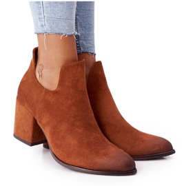 Vinceza Botas femininas com recortes no salto Camel Caroline castanho