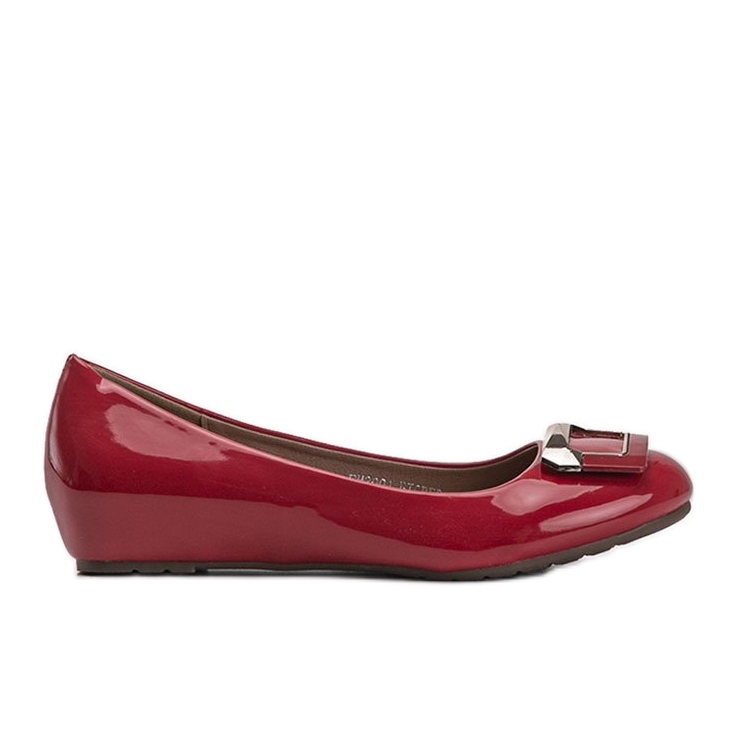 Bailarinas Lillie lacadas a vermelho