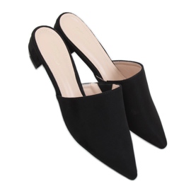 Chinelos de amêndoa preta MM-799 Preto Chinelos de amêndoa preta MM-799 Preto