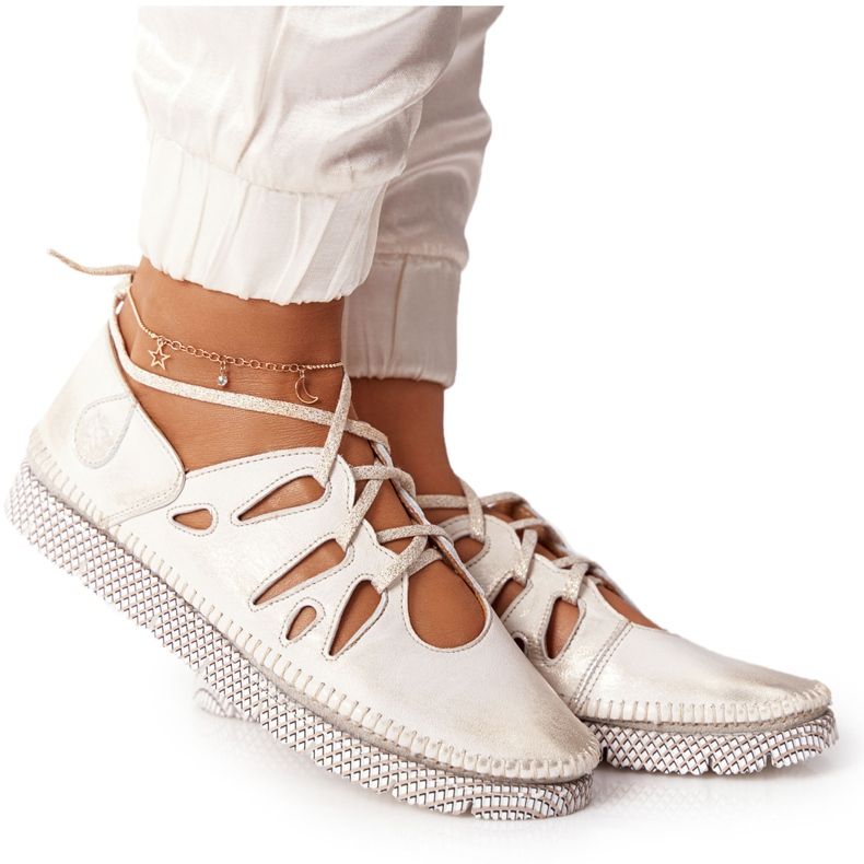 Sapatos femininos de couro Maciejka Beige-Gold 04449-25 bege dourado