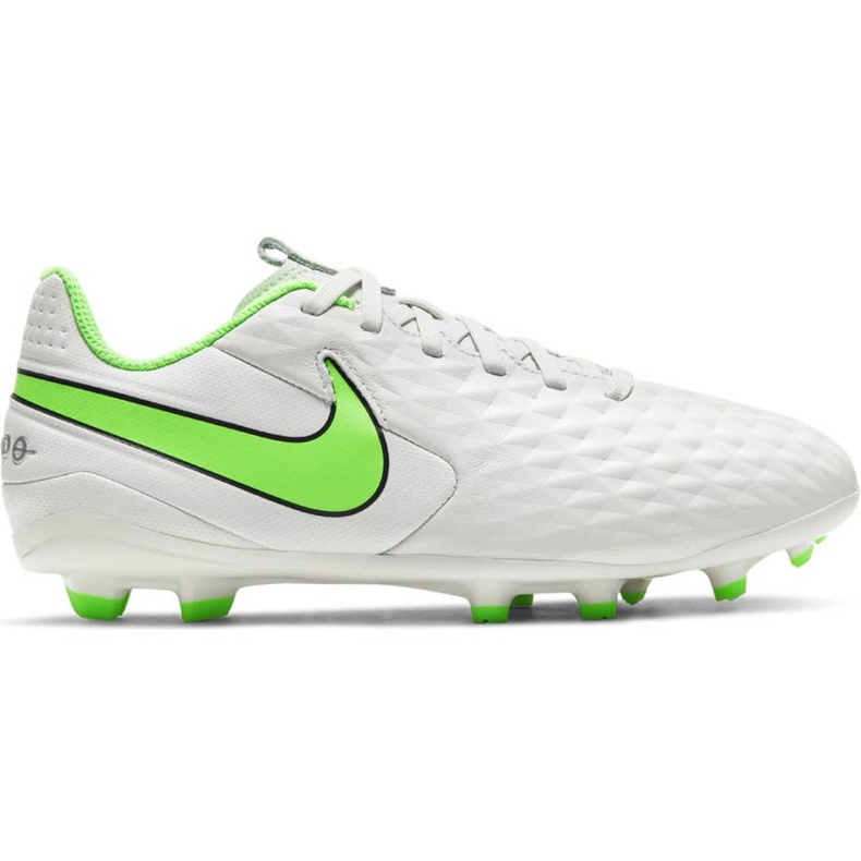 Chuteiras Nike Tiempo Legend 8 Academy FG / MG Junior AT5732 030 branco branco
