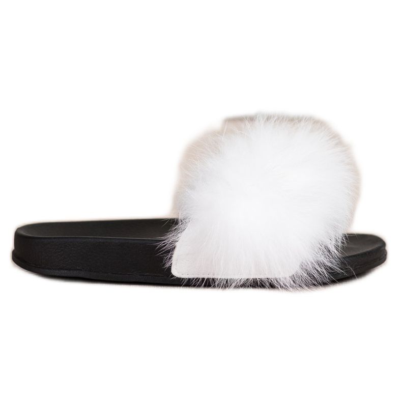 Bona Chinelos elegantes com pele branco