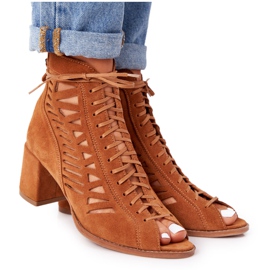 Botas de camurça a céu aberto Maciejka vermelho 04040-29 marrom