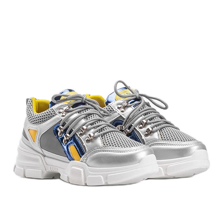 Tênis esportivos Karla cinza