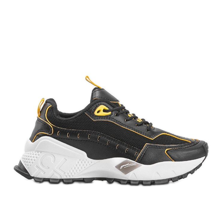 Tênis esportivos pretos da Ericka