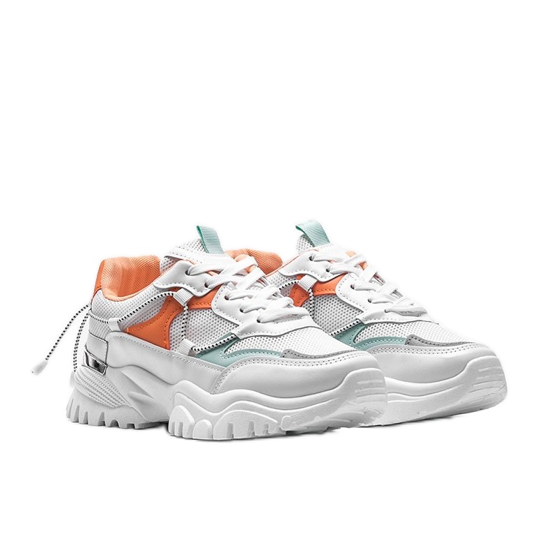 Tênis esportivos branco cristal