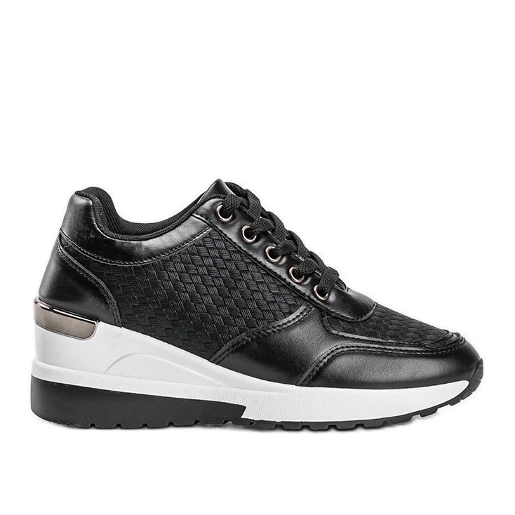 Tênis preto brilhante na cunha Mara