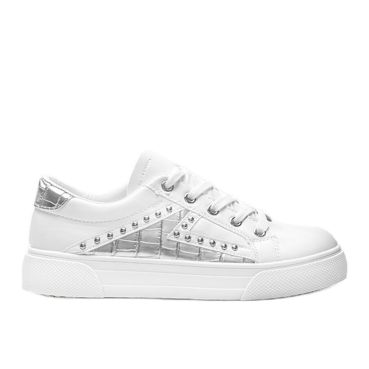 Tênis branco com acessórios prata Gloria