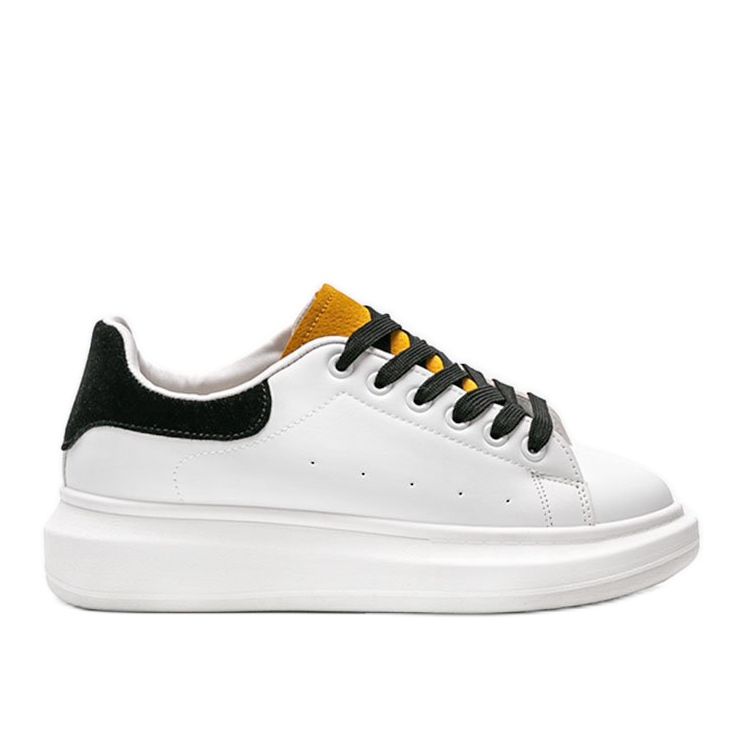 Tênis com sola robusta Lauryn na cor branca branco Tênis com sola robusta Lauryn na cor branca branco