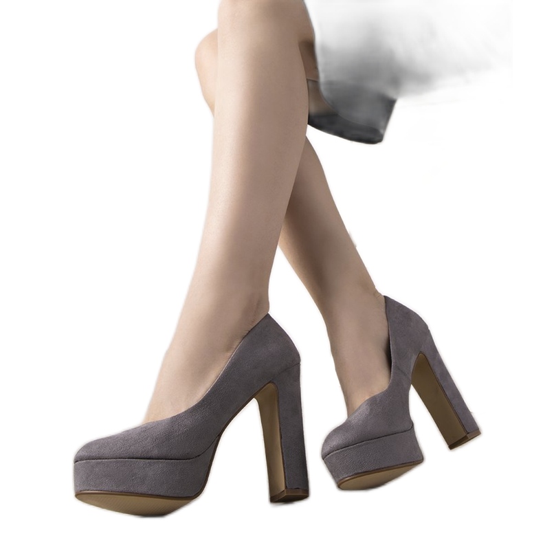 Salto alto cinza na plataforma Aisha