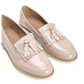 Sapatos laqueados bege com franjas Lorena Sapatos laqueados bege com franjas Lorena