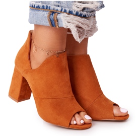 Botas de camurça de primavera em camelo Vinceza 21-17095 marrom