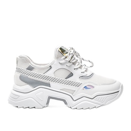 Tênis branco com sola Leanna grossa