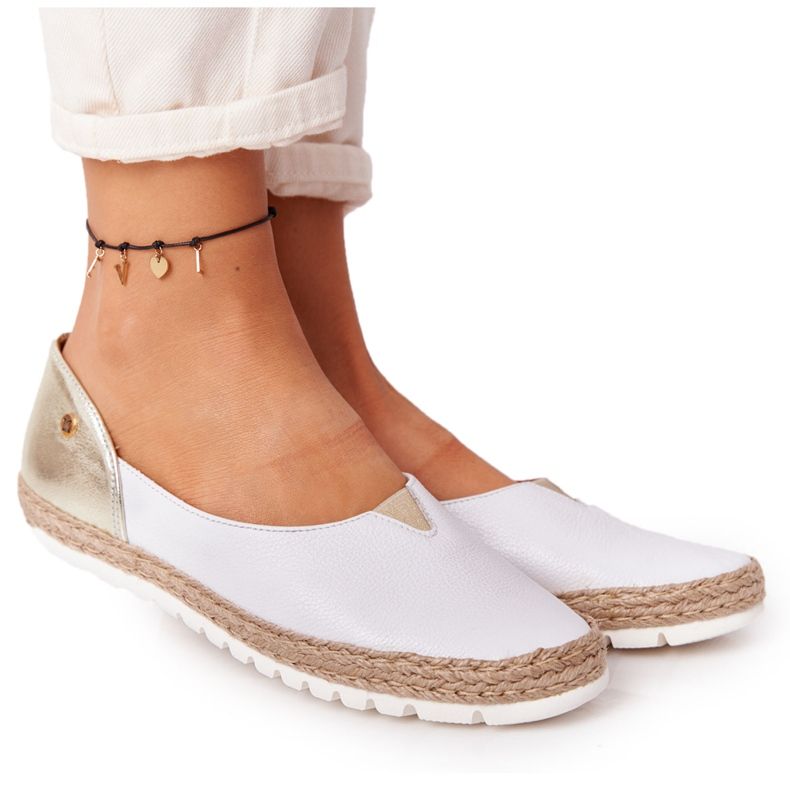 Couro Maciejka 05056-11 bailarinas brancas e douradas branco dourado