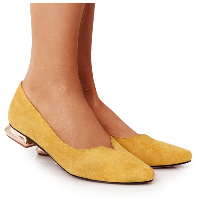 Mocassins amarelos com saltos dourados Vinceza 21-10601