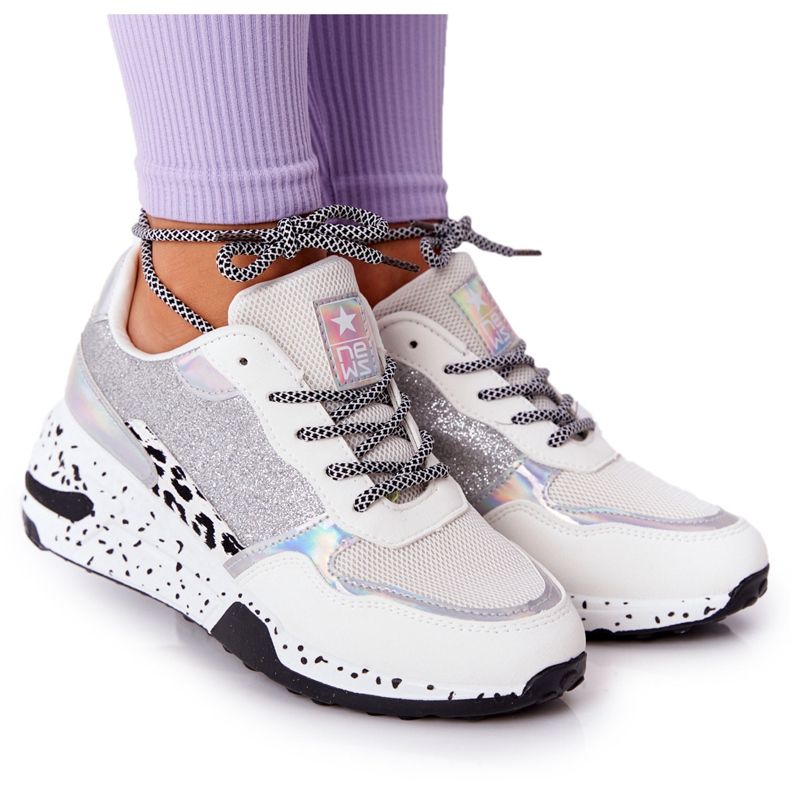 NEWS Tênis feminino cunha branco com brocado Avery 21SP26-3974 preto prata