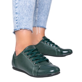 Sapatos verdes com bico envernizado da Parady
