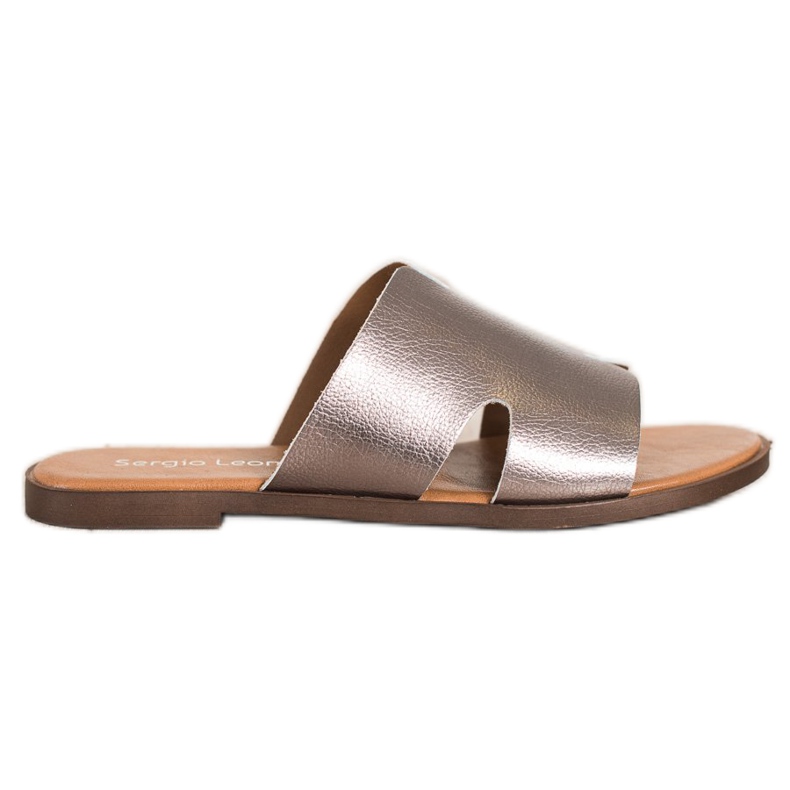 Chinelos de prata por Sergio Leone