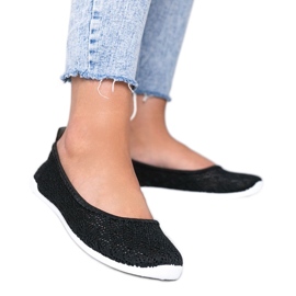 Bailarinas de tecido preto com motivos perfurados Rylee Bailarinas de tecido preto com motivos perfurados Rylee