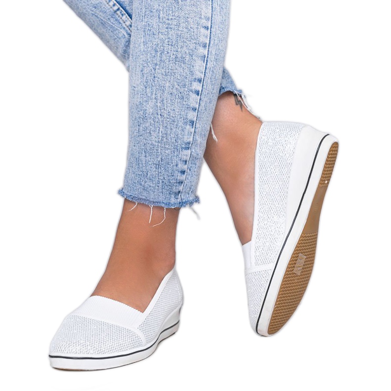 Bailarinas brancas brilhantes no salto em cunha Glam Star branco