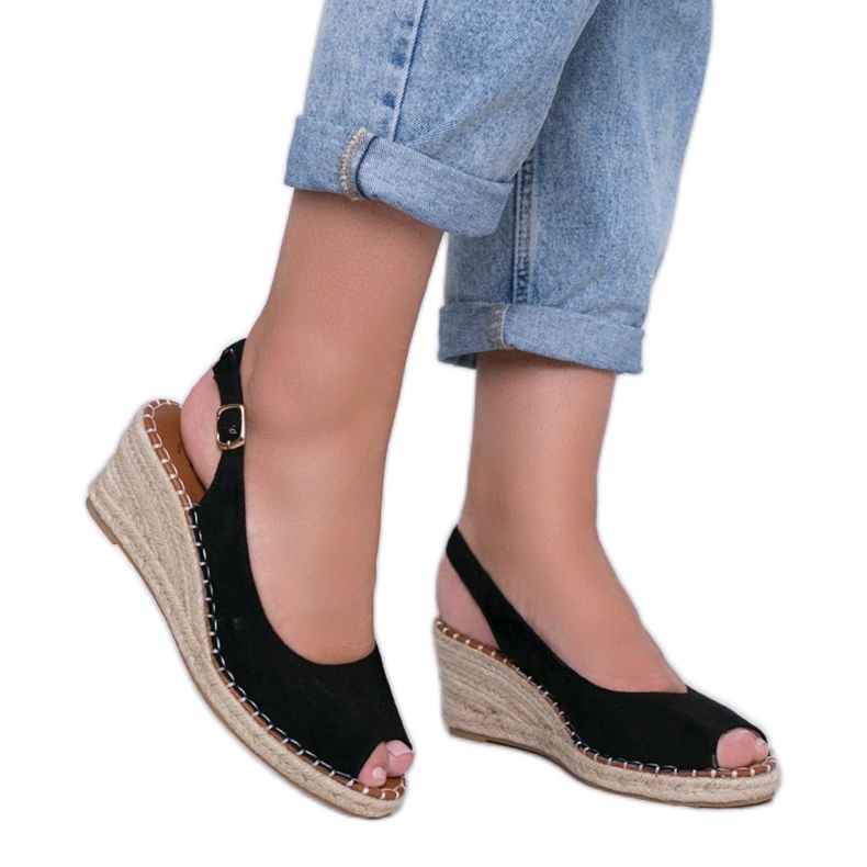 Sandálias pretas de cunha da Caitlin preto