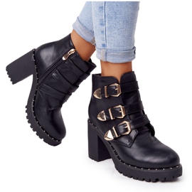 Botas em um poste com fivelas Lu Boo preto Botas em um poste com fivelas Lu Boo preto