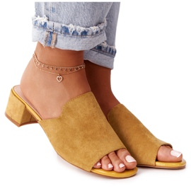 Chinelos de camurça com salto Sergio Leone KL313 amarelo