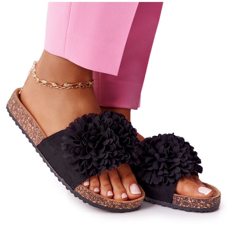 PE1 Bomba de flores negra na sola de cortiça preto