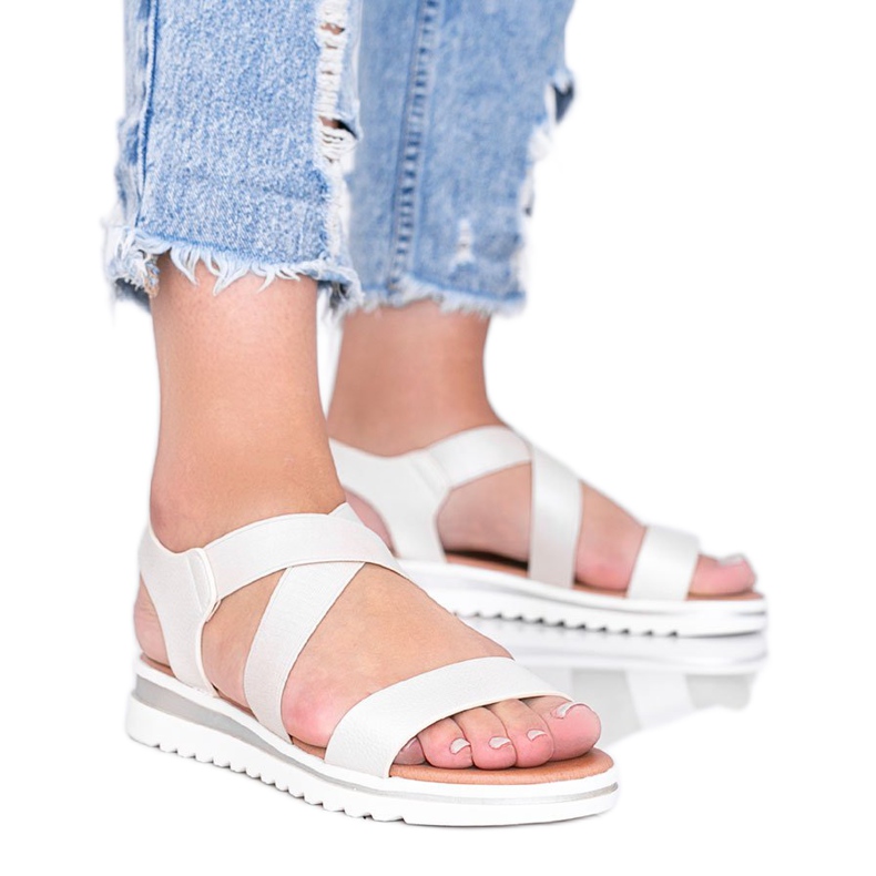 Sandálias bege com sola grossa Irony