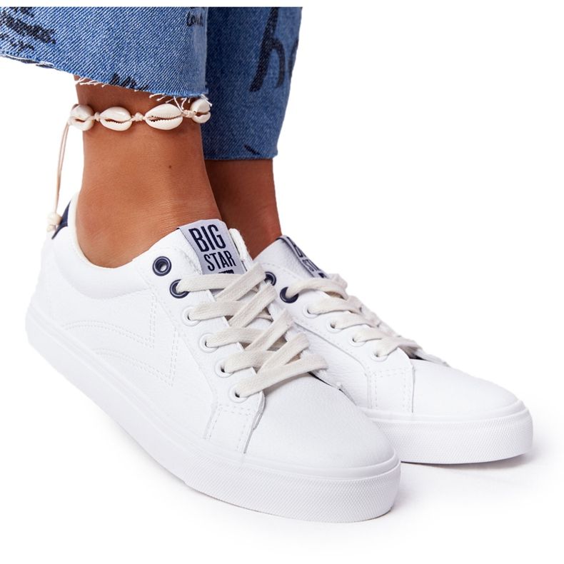 Tênis feminino de couro Big Star BB274211 Branco e azul marinho
