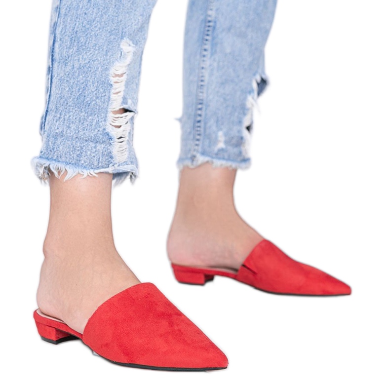 Saltos altos vermelhos santiago