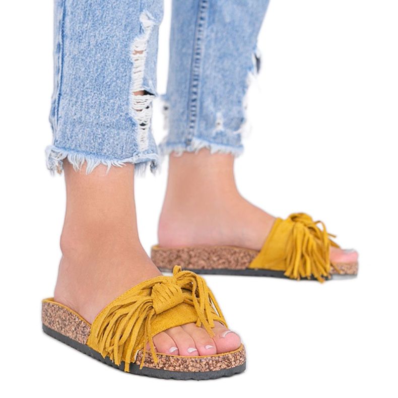 Chinelos de mostarda com sola de cortiça amarelo