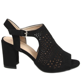 Sandálias pretas de salto alto com orifícios 429-10 Pretas preto Sandálias pretas de salto alto com orifícios 429-10 Pretas preto