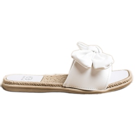 Small Swan Chinelos de couro ecológico com laço branco Small Swan Chinelos de couro ecológico com laço branco