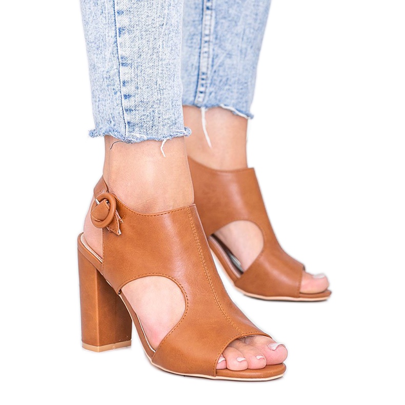 Sandálias marrons no poste Gally castanho Sandálias marrons no poste Gally castanho