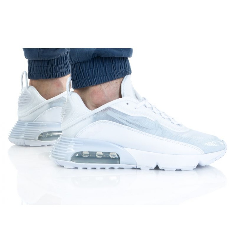 Nike Air Max 2090 M BV9977-100 branco
