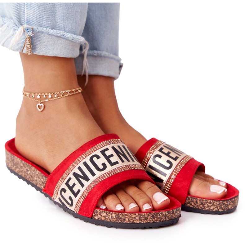 Chinelos vermelhos em cortiça com zircônia cúbica Be Nice