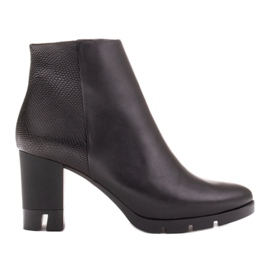 Marco Shoes Botas arrojadas de couro natural de grão com salto grosso preto